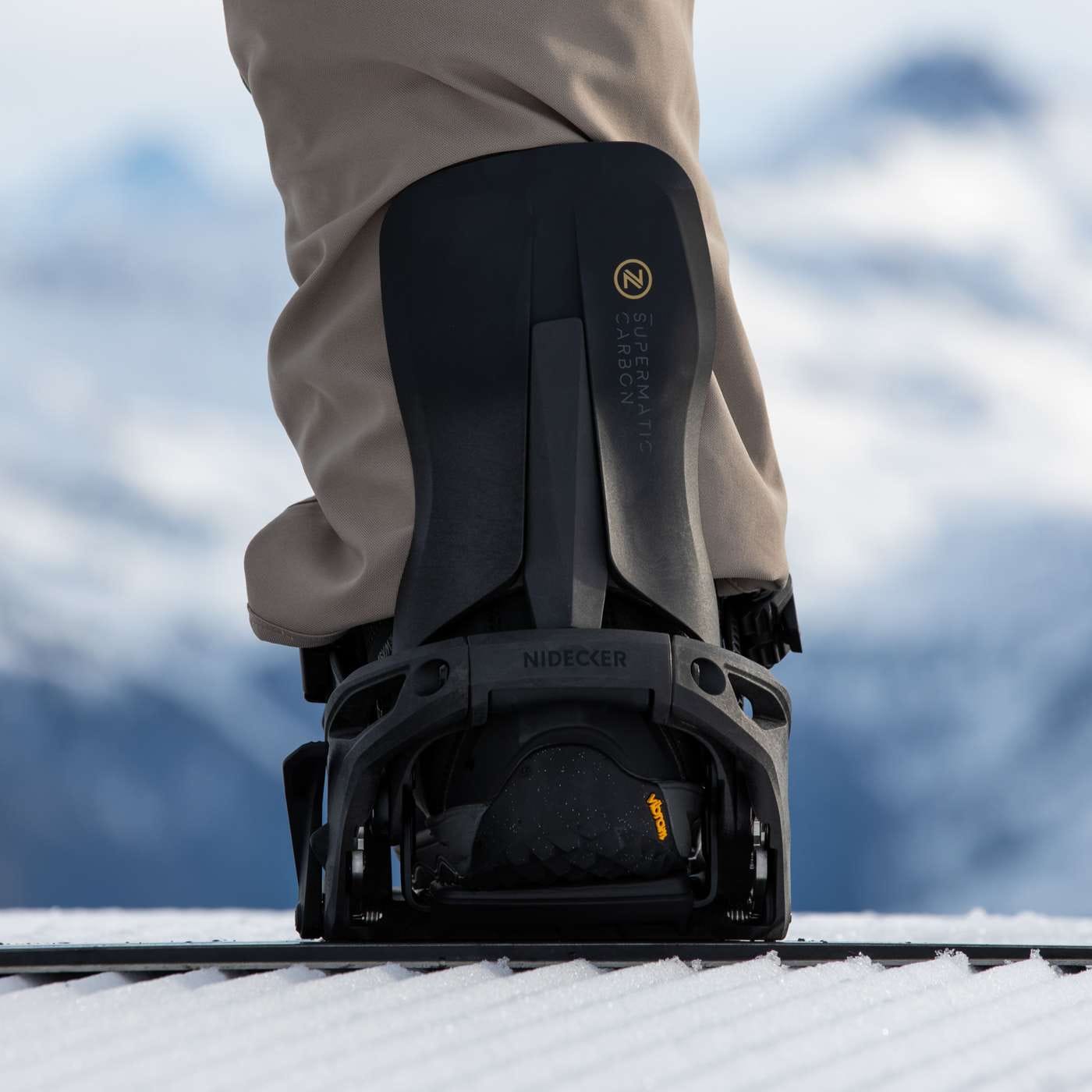 Carbon Supermatic 2026 | Kick, Click, Go | Nidecker | CA