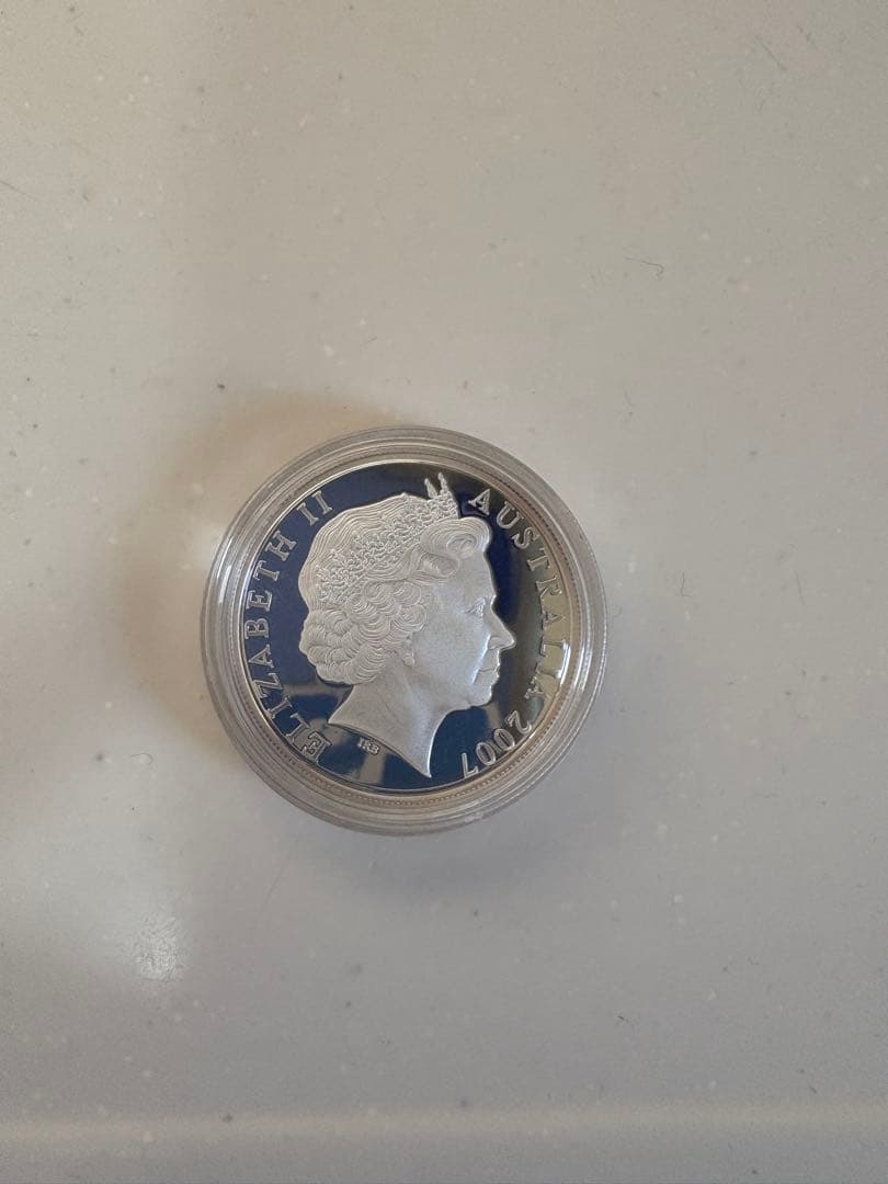 オーストラリア 1ドル 純銀　1オンス？