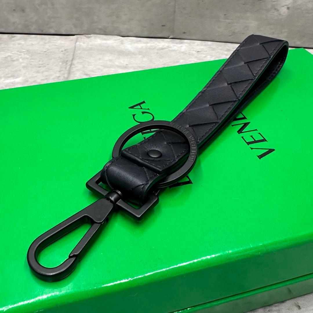 未使用級/RFID搭載✨ ボッテガヴェネタ マキシイントレチャート キーリング