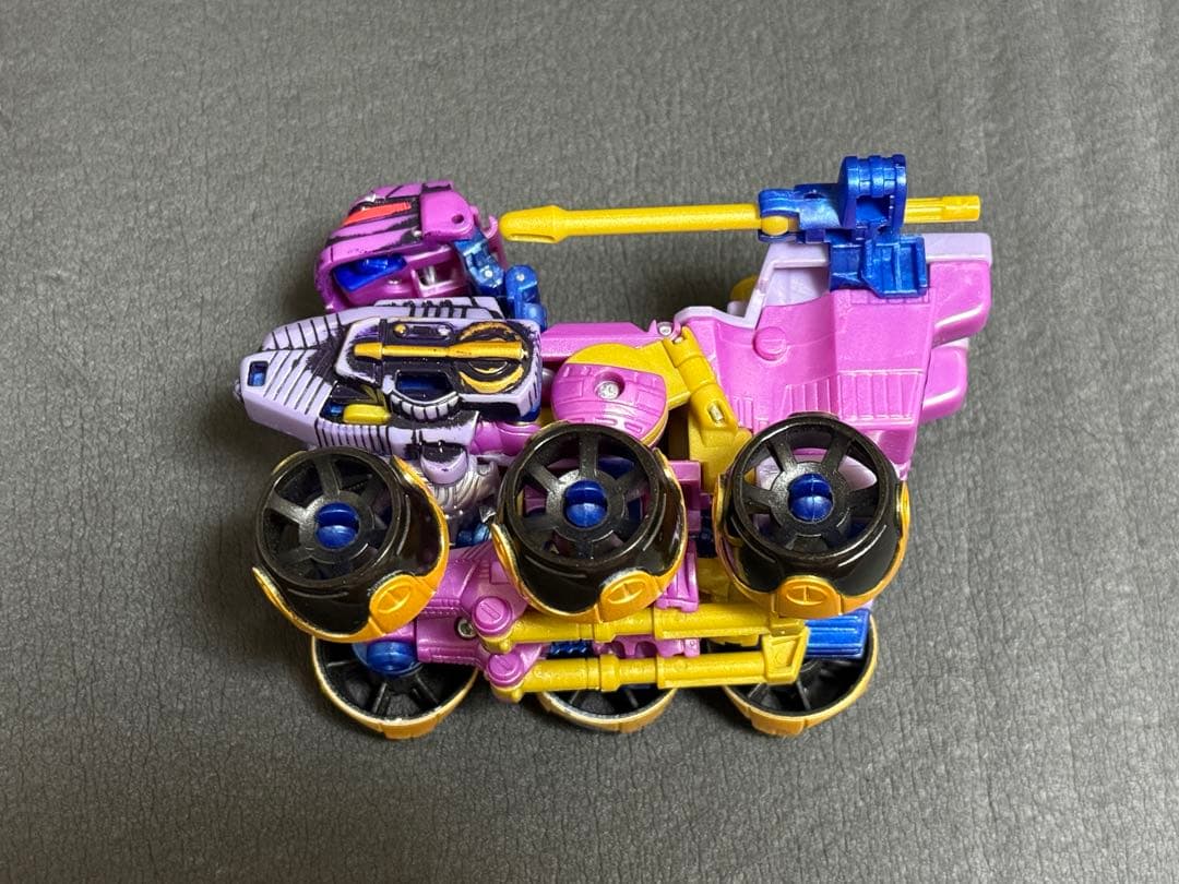 トランスフォーマー ビーストウォーズリターンズBR-13 ビーコンストライカ