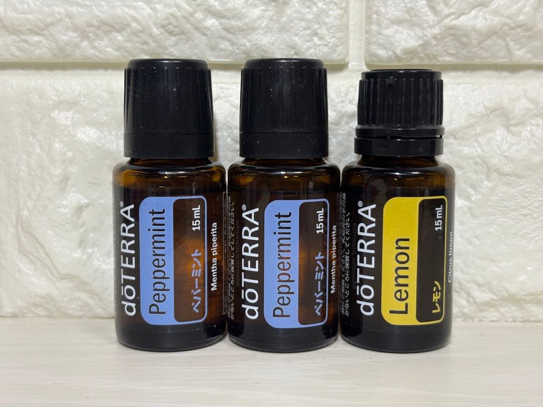 doTERRA ドテラペパーミント15 ml ２本　& レモン15 ml