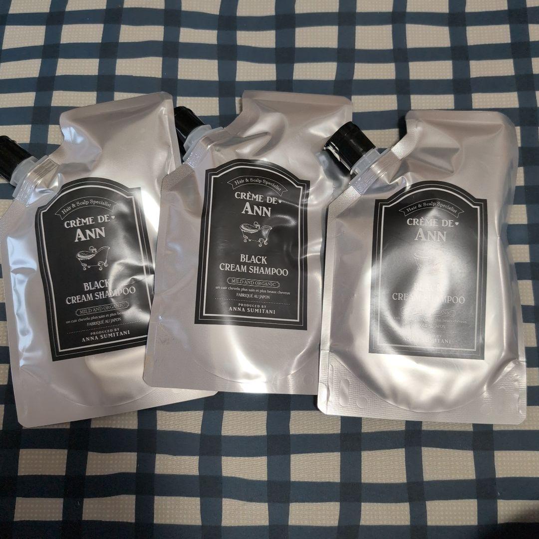 3本CREME DE ANN BLACK CREAM SHAMPOO 300g