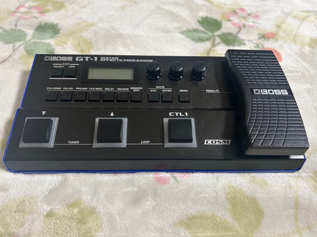 ギター BOSS GT1
