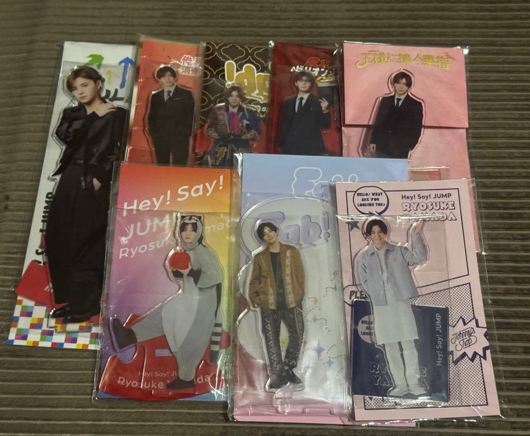 Hey!Say!JUMP 山田涼介　アクリルスタンド　セット Hey! Say! JUMP 山田涼介 アクリルスタンド 2つセット - メルカリ