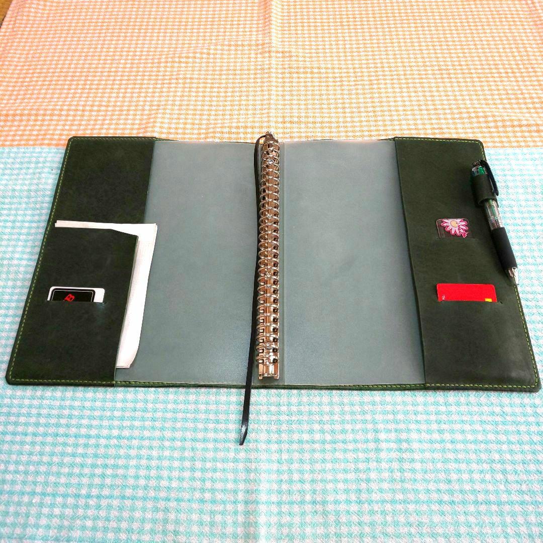 オイルワックスヌメ革 ダークグリン レザーカバー、B5 26穴バインダー付