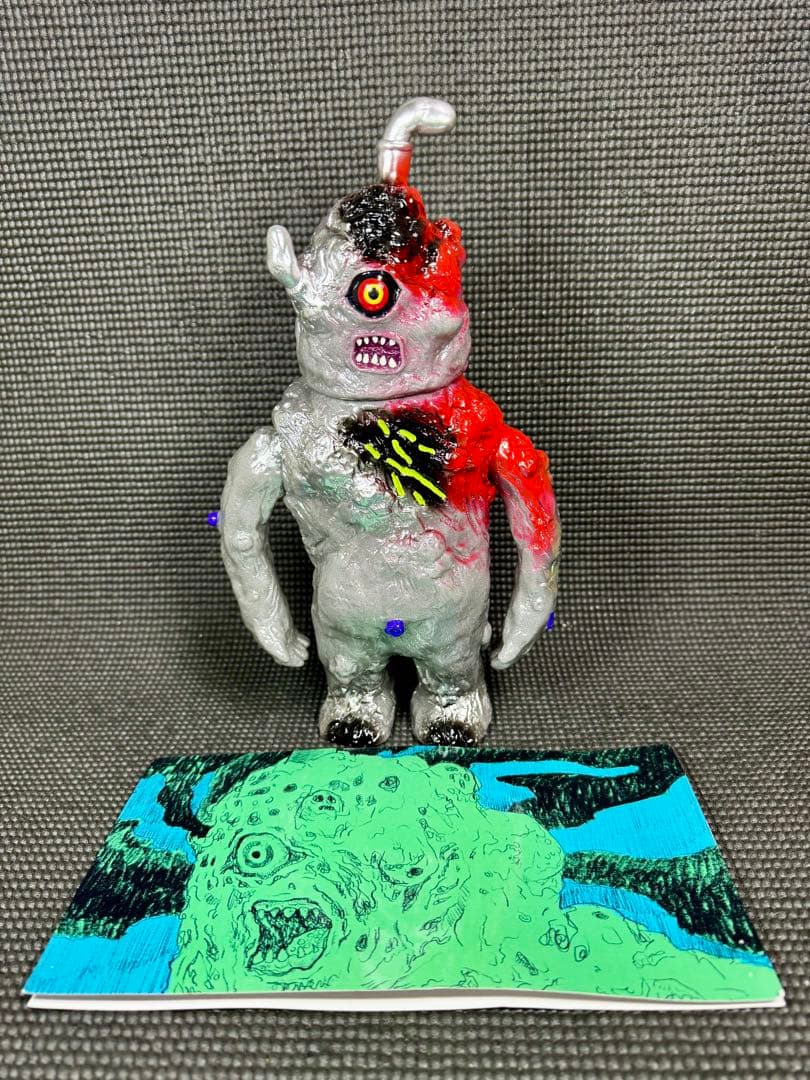 公害巨人 ３期 a.a.a. vinyl toys