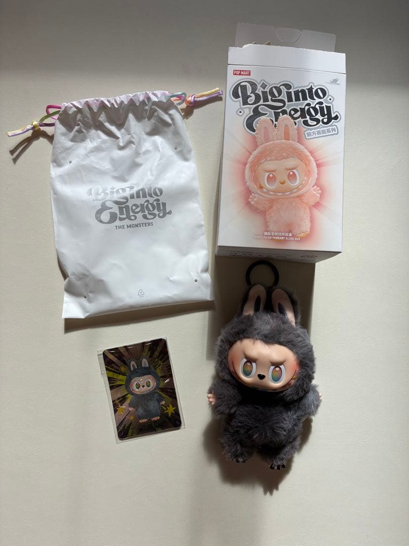 ラブブ　シークレットBig into Energy ラブブ Labubu ID 正規品 Big Into Energy シークレット｜Yahoo!フリマ