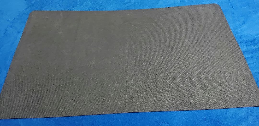 MTG 公式 Magic Fest 深海住まいのタッサ プレイマット - メルカリ