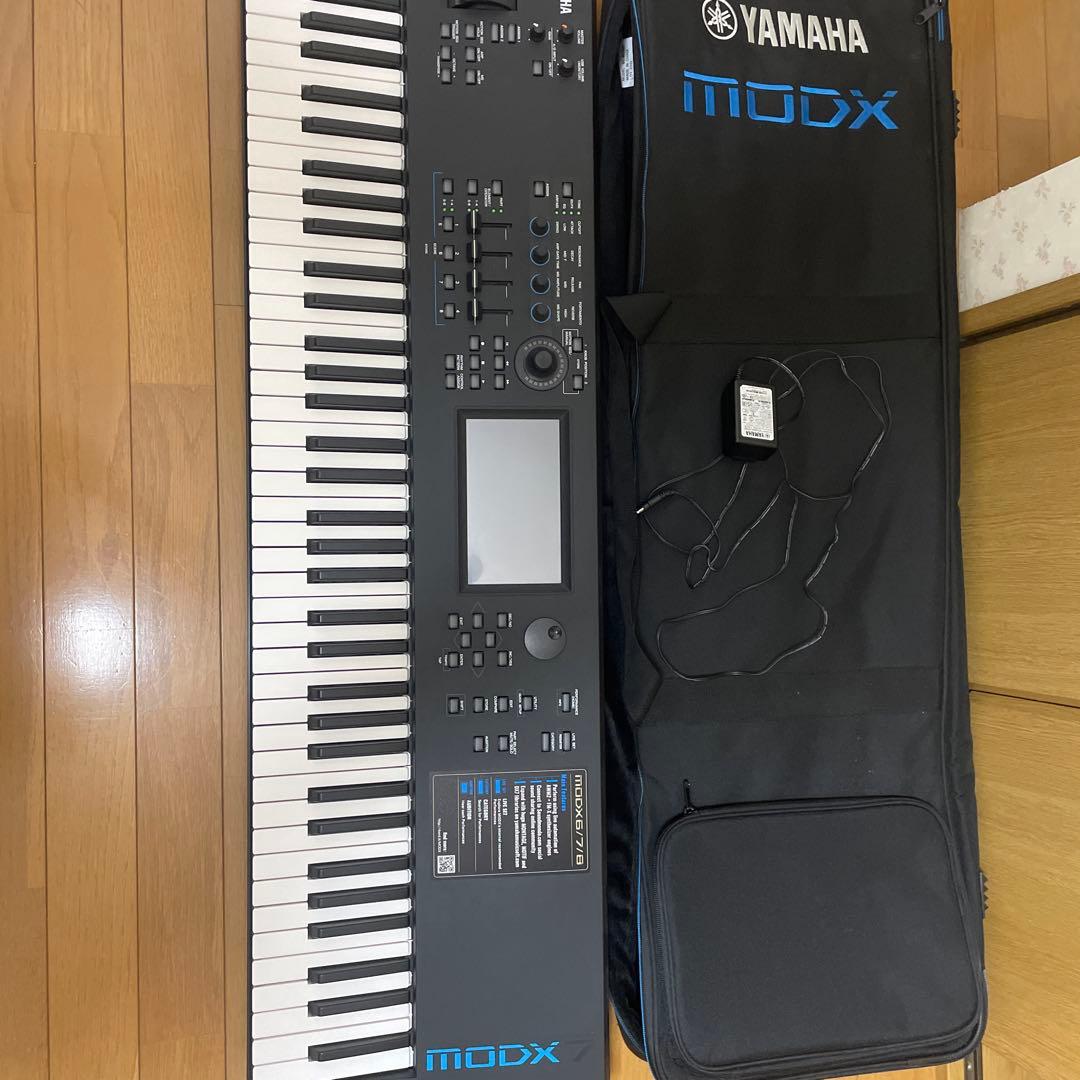 Yamaha MODX7 76鍵　ソフトケース付き YAMAHA(ヤマハ) ／ SC-MODX7 - MODX7専用 76鍵盤用 ソフトケース - の